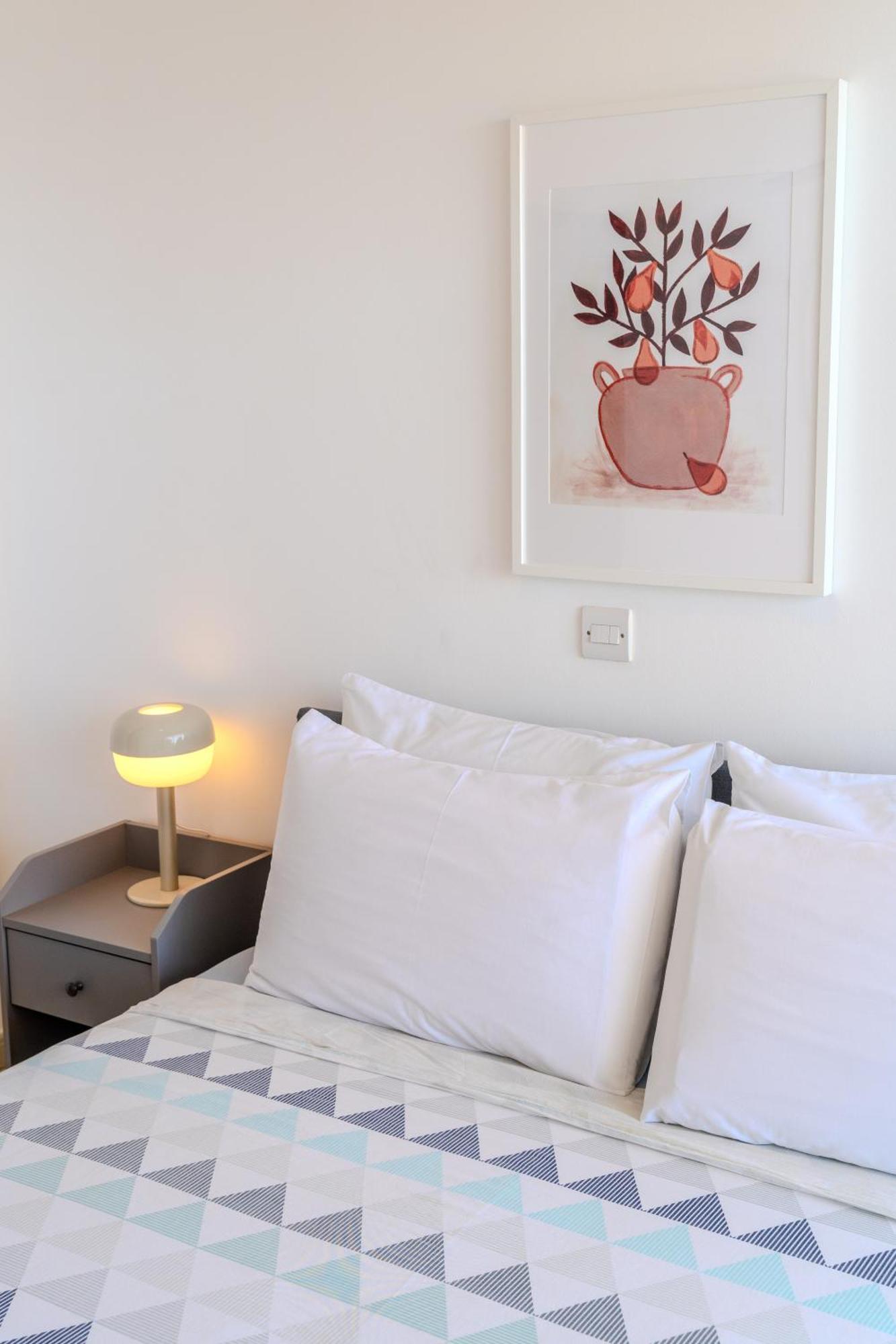Apartment Amazing Sea And Marina View Center 2bdr Flat