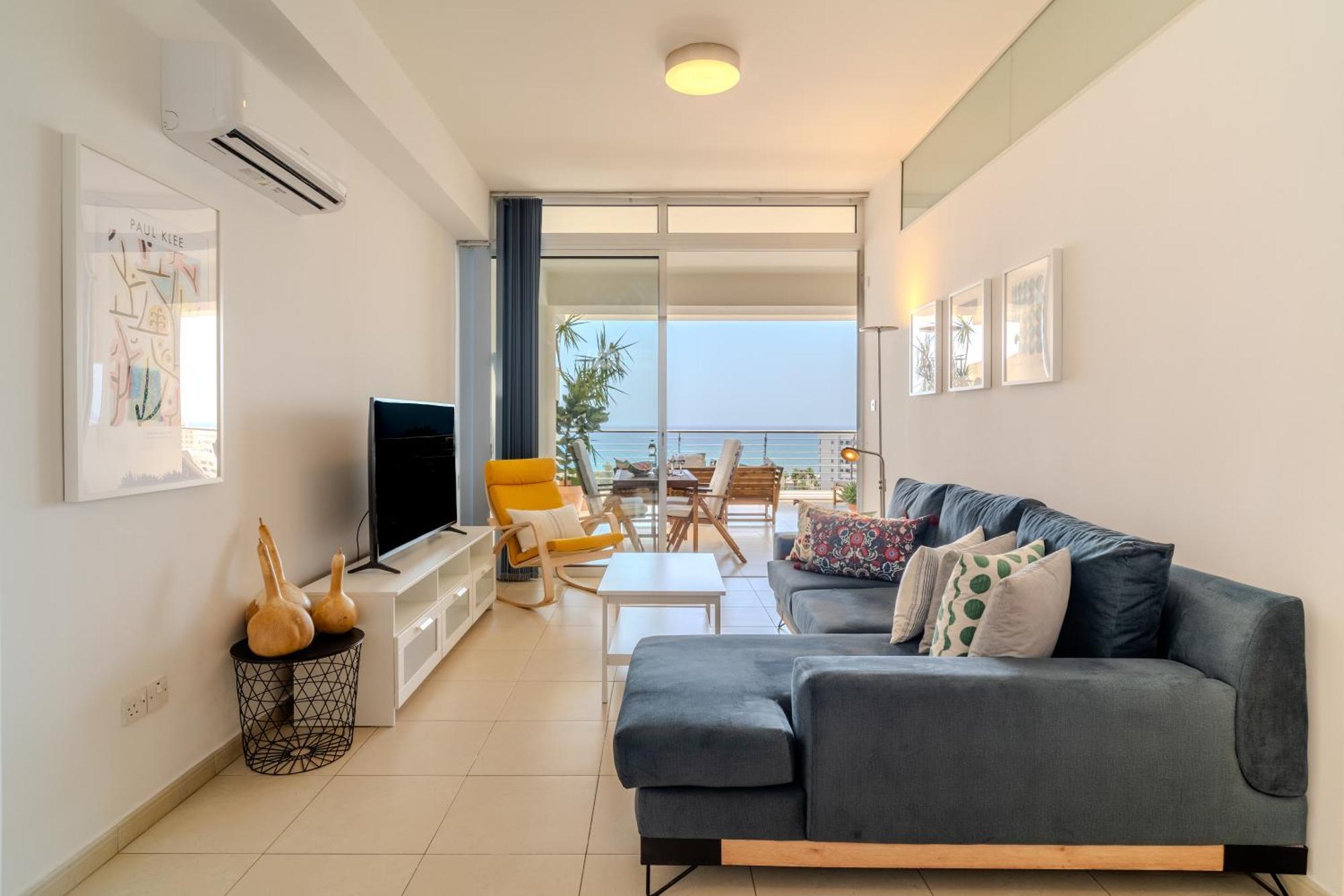 Apartment Amazing Sea And Marina View Center 2bdr Flat Larnaca